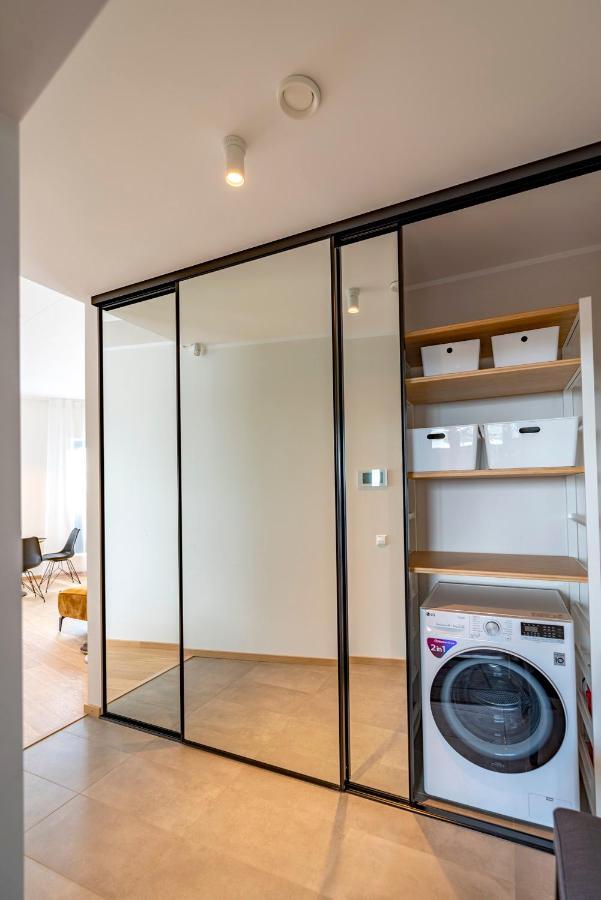 Artisa Riia Str 20B Luxury Penthouse Apartment タルトゥ エクステリア 写真