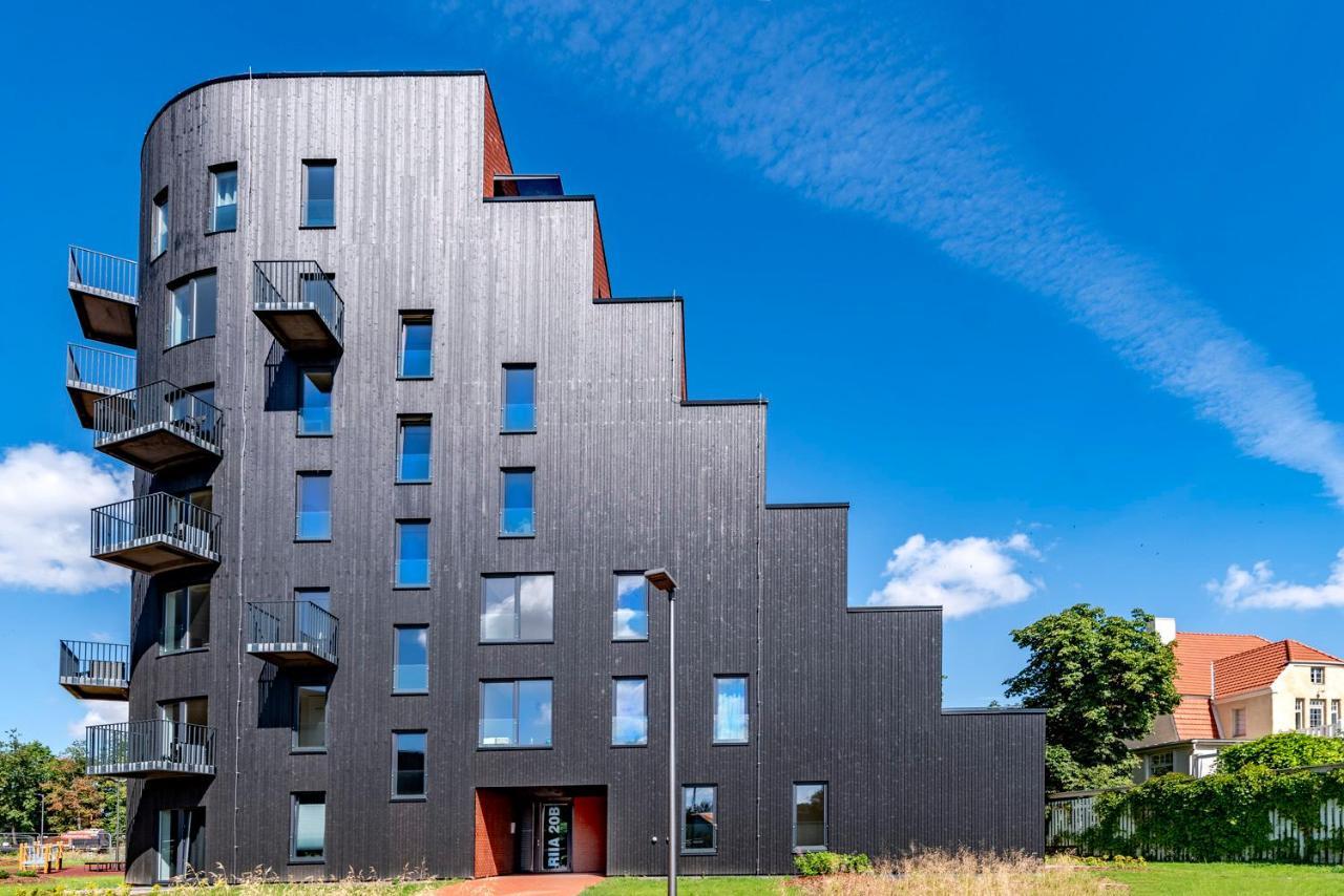 Artisa Riia Str 20B Luxury Penthouse Apartment タルトゥ エクステリア 写真
